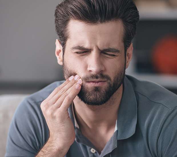 Redwood City Can a Cracked Tooth be Saved with a Root Canal and Crown