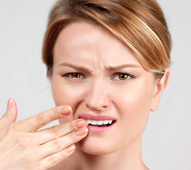 Redwood City What Should I Do If I Chip My Tooth